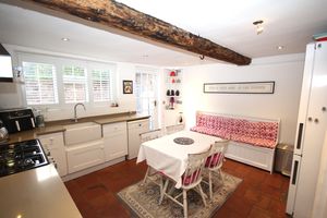 Kitchen- click for photo gallery